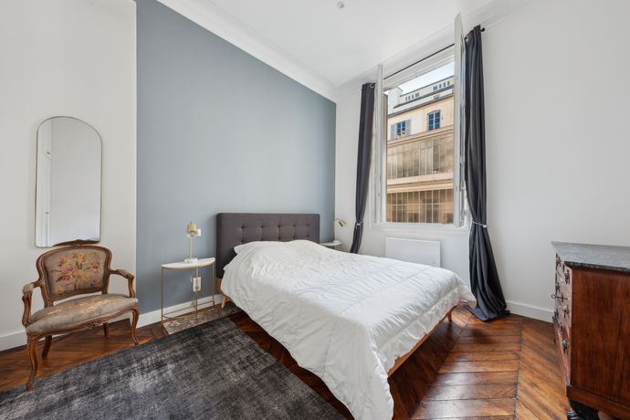 Appartement a louer paris-2e-arrondissement - 3 pièce(s) - 71 m2 - Surfyn