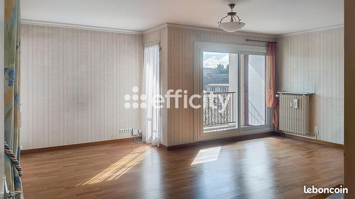 Appartement 5 pièces 103 m² · à Chartres · 103 m² · 269 000 €
