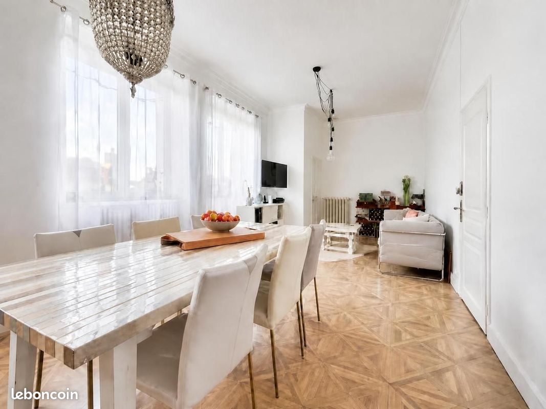 Maison 11 pièces 148 m² · à Ploubazlanec · 147,7 m² · 695 000 €