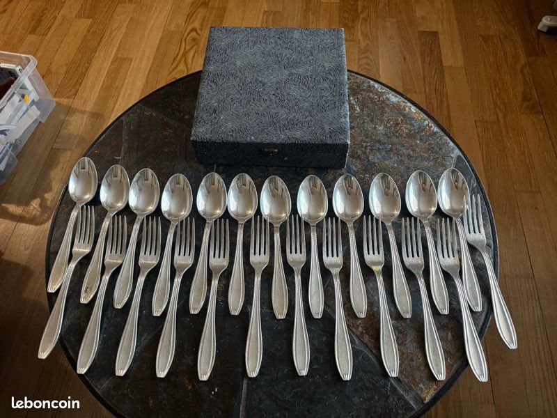 12 Fourchettes De Table Christofle / Alfénide – Style Art Déco, Métal Argenté