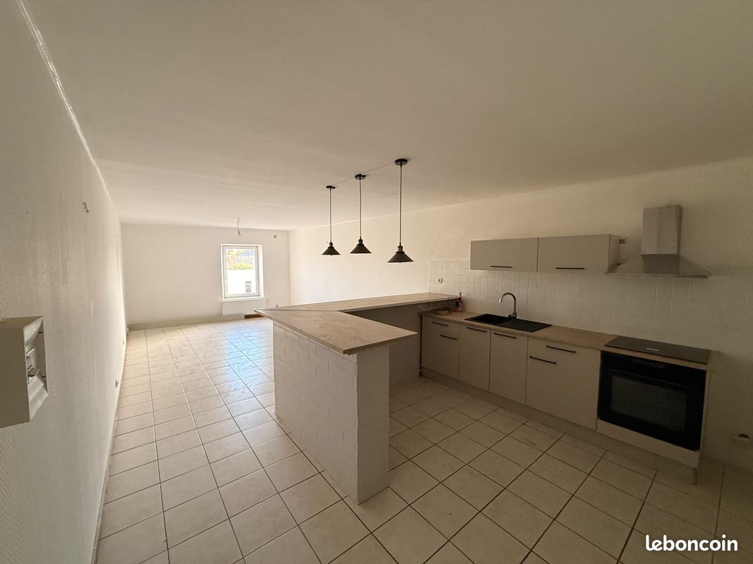 Appartement 4 pièces 80 m² · à Lexy · 80 m² · 1 080 €/mois