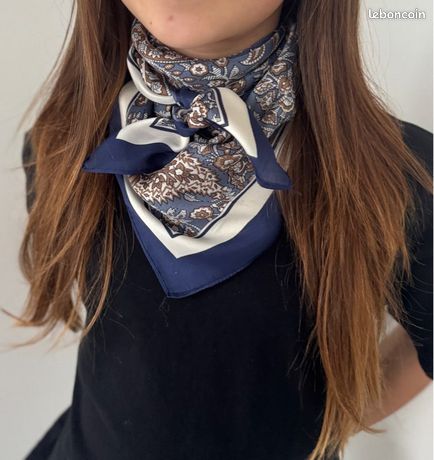 90 * 90Cm Foulards En Soie Femmes Carré Satin Hijab Écharpe Plaine