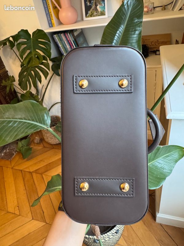 Louis Vuitton Sac Alma BB (image 3)