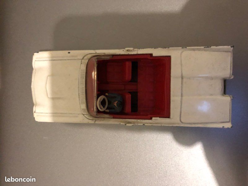 Dinky Toys France – Ford Thunderbird Cabriolet – Réf 555 – Rouge Cerise – Boîte AAA – Meccano