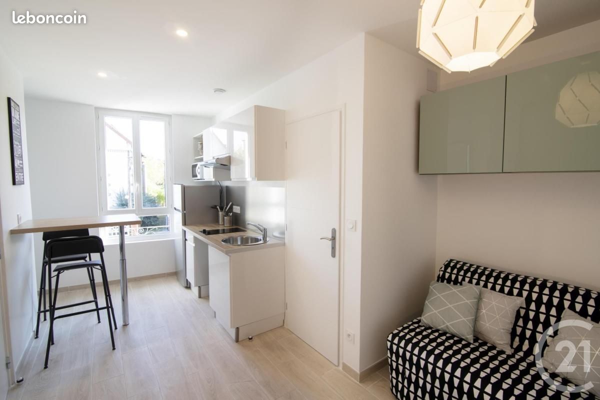 Appartement 1 pièce 20 m² · à Montluçon · 20 m² · 334 €/mois