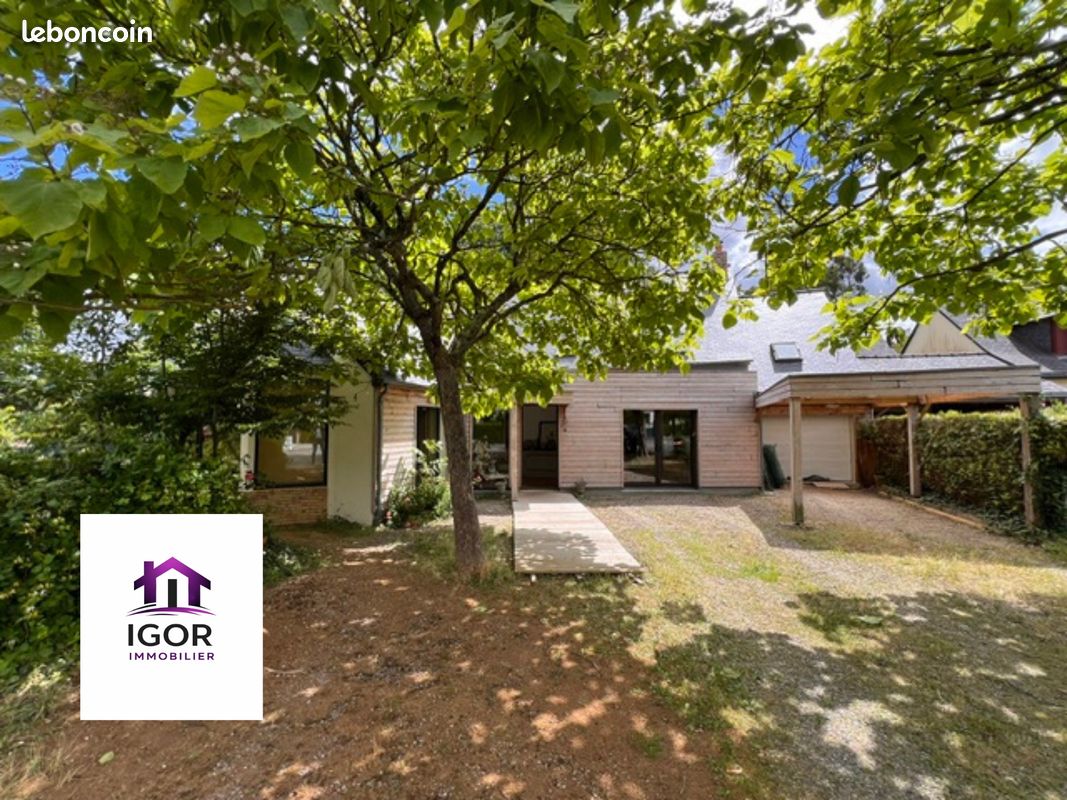 Maison 7 pièces 223 m² · à Ombrée d'Anjou · 223 m² · 295 900 €
