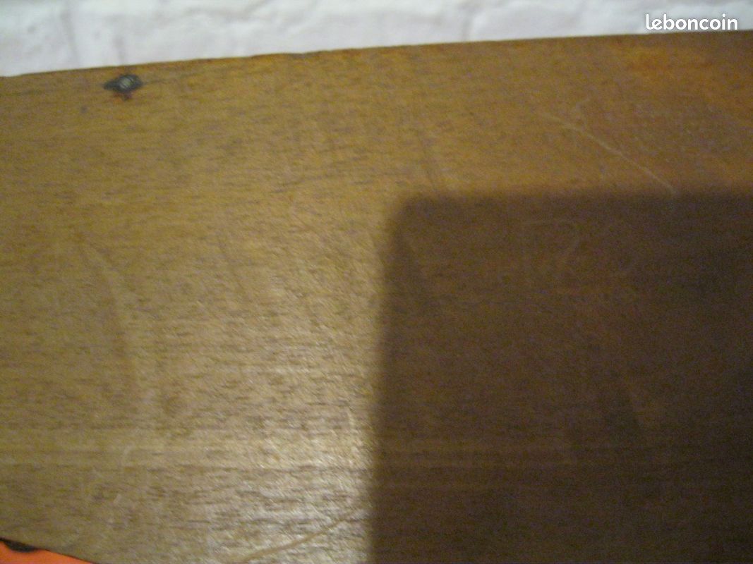 Petite étagère en noyer (image 3)