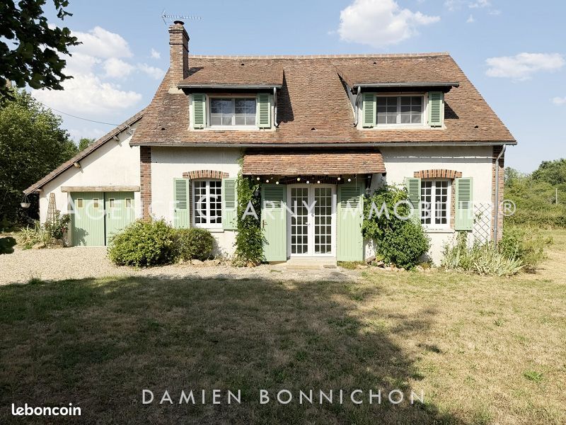 Maison 7 pièces 139 m² · à Charny Orée de Puisaye · 139 m² · 249 500 €