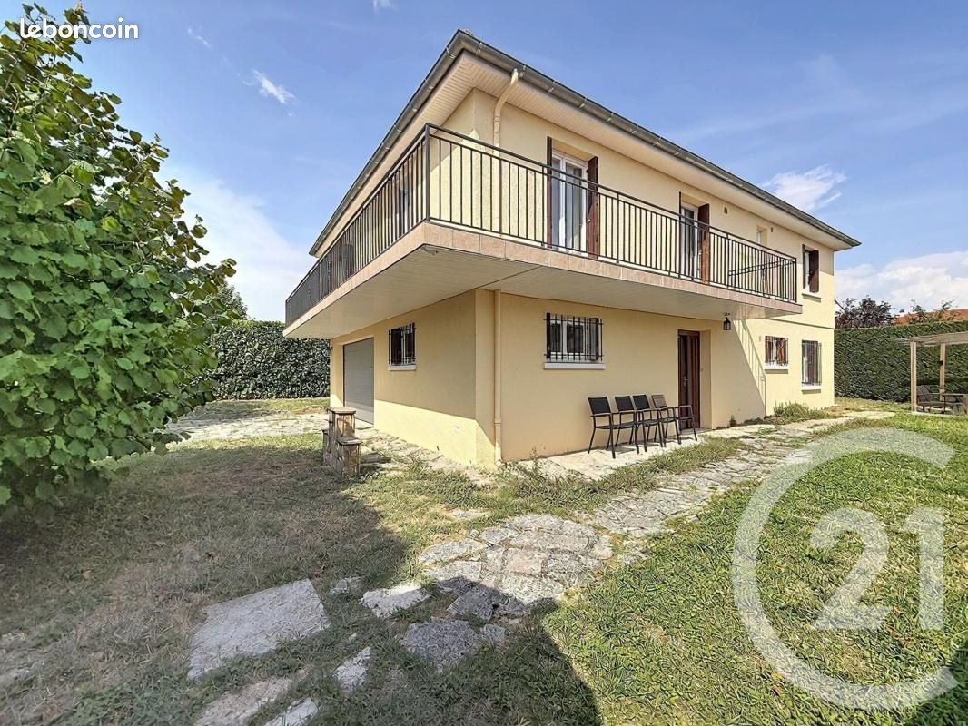 Maison 6 pièces 150 m² · à Cournon-d'Auvergne · 150 m² · 295 000 €