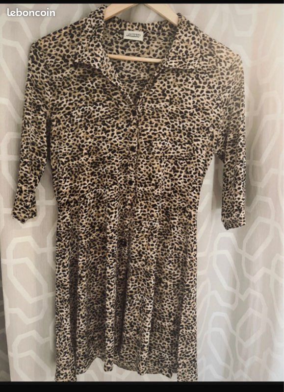 Chemise longue tunique léopard pimkie (38) Vêtements