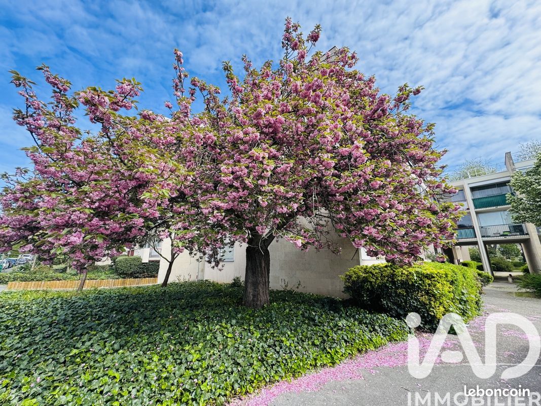 Appartement 3 pièces 72 m² · à Massy · 72 m² · 219 000 €