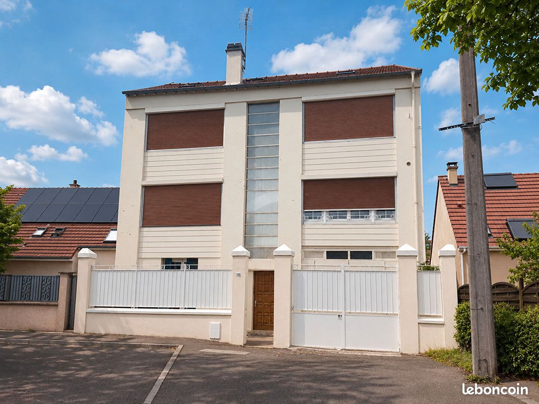 Appartement 1 pièce 19 m² · à Chatou · 19 m² · 650 €/mois