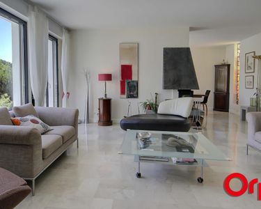 Maison 1 270 000 € - 260 m²