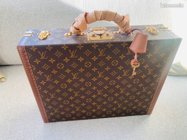 Valise Louis Vuitton Pégase 369191 d'occasion