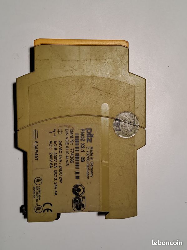 Pilz PNOZ X2.1 Relais d'arrêt d'urgence et de sécurité (image 2)