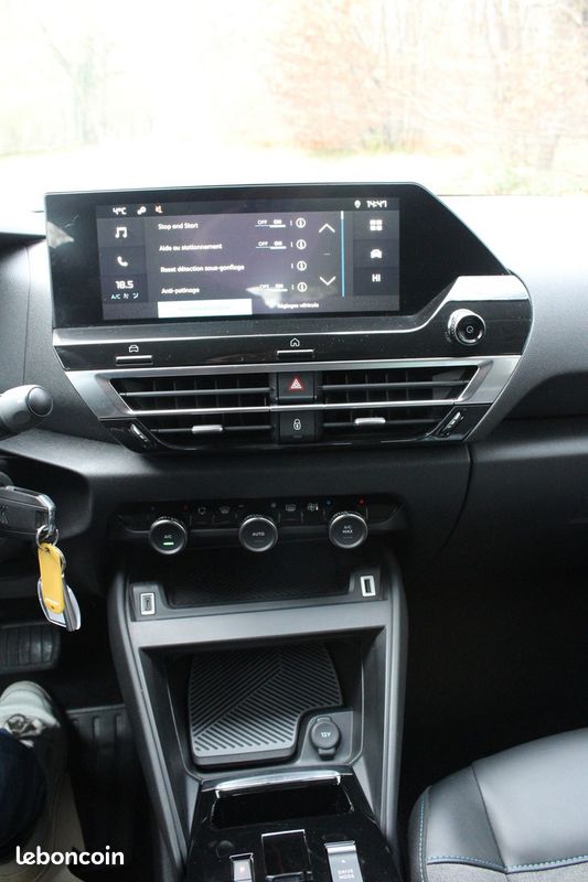 Citroën C4 Feel avec boite de vitesse automatique (image 5)