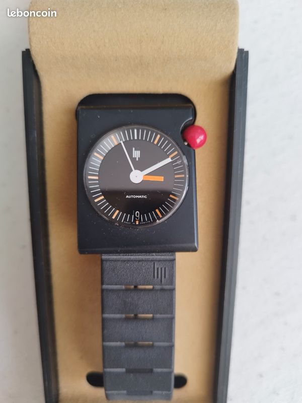 Montre de Collection LIP Roger Tallon Années 70 Neuve de Stock