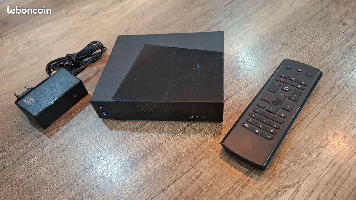 Décodeur SFR Sagemcom STB7 (image 1)