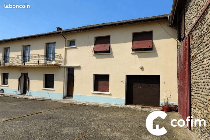 Maison 9 pièces 242 m²