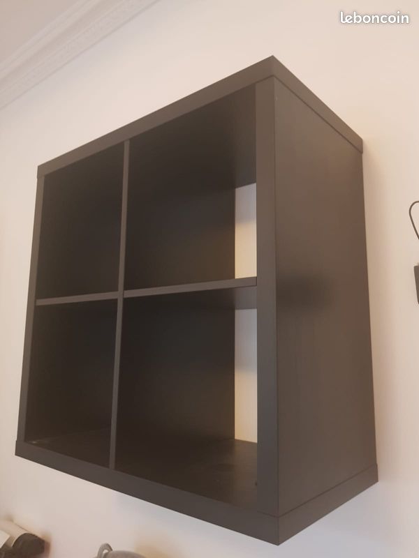 Etagère cube noir (image 1)