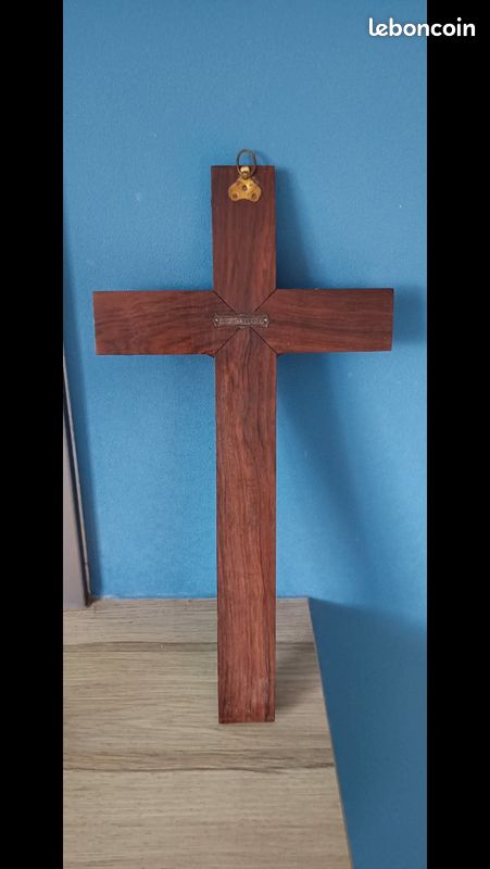 Christ (image 2)
