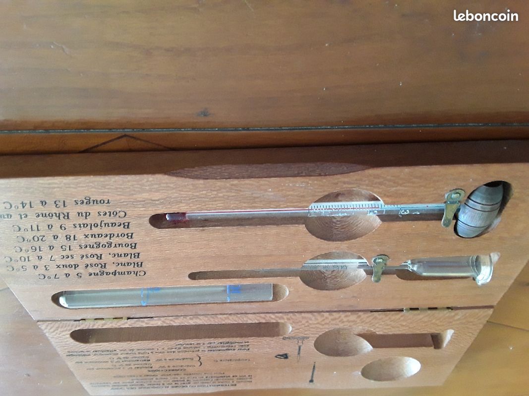 Boîte en bois pour servir le vin à la juste température éprouvette thermometre (image 2)