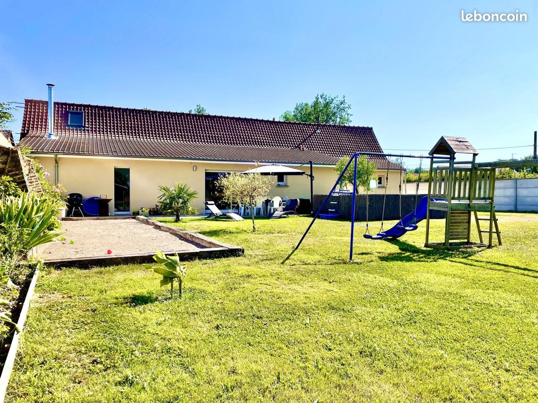 Maison 4 pièces 153 m² · à Vironchaux · 153 m² · 299 500 €