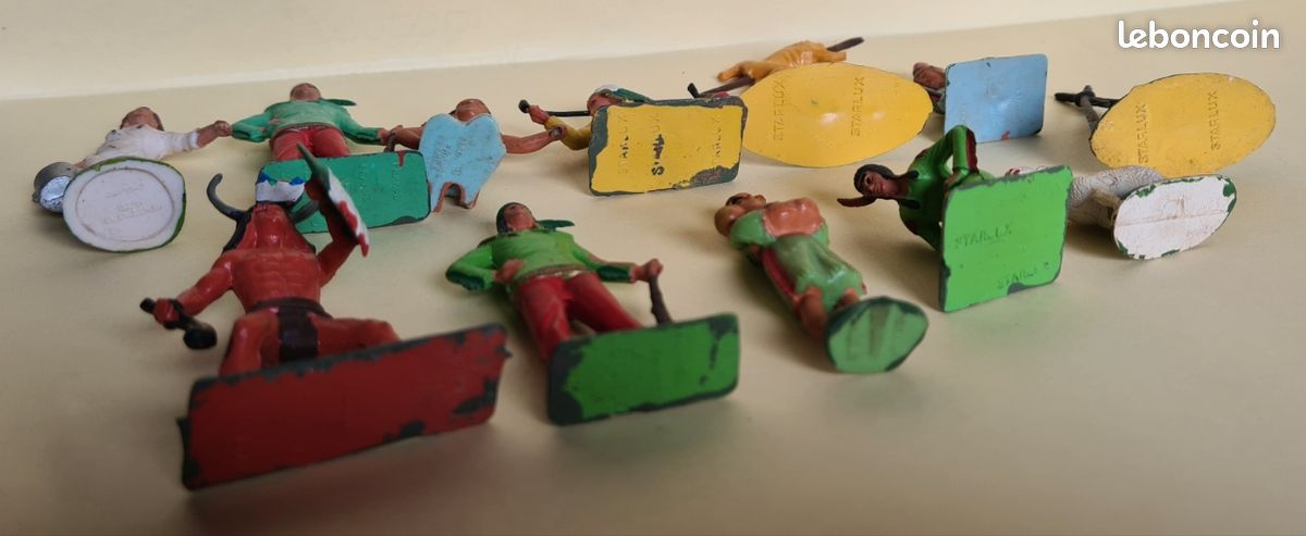 SUZUKI 600 GSR / 1250 BANDIT / 1400 GSX / BURGMAN - REGULATEUR DE TENSION / 1080556