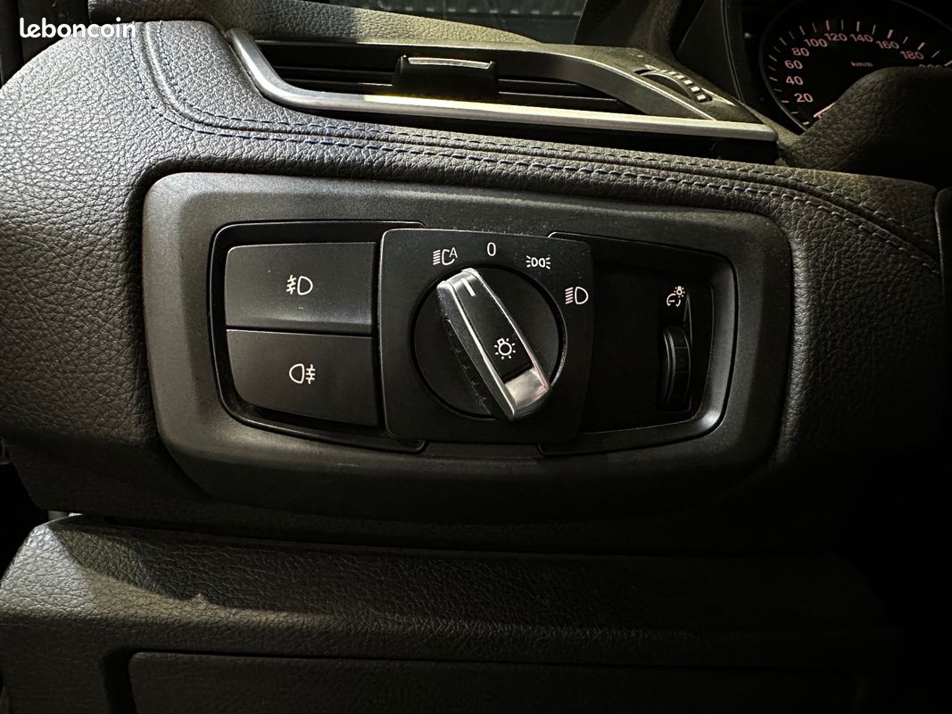 BMW SERIE 2 ACTIVE TOURER F45 225xe iPerformance 224 ch M Sport A (image 34)