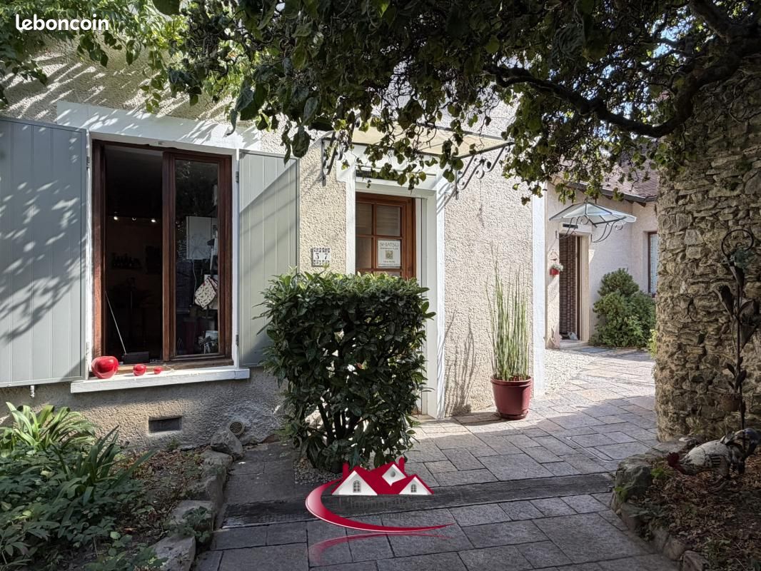 Maison 3 pièces 83 m² · à Houdan · 83 m² · 375 000 €