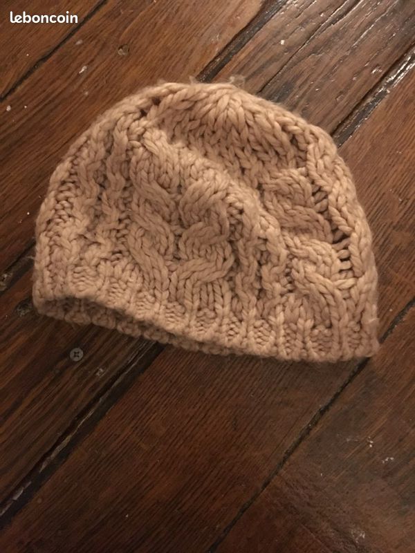 Ensemble bonnet + écharpe tricotée rose (image 1)