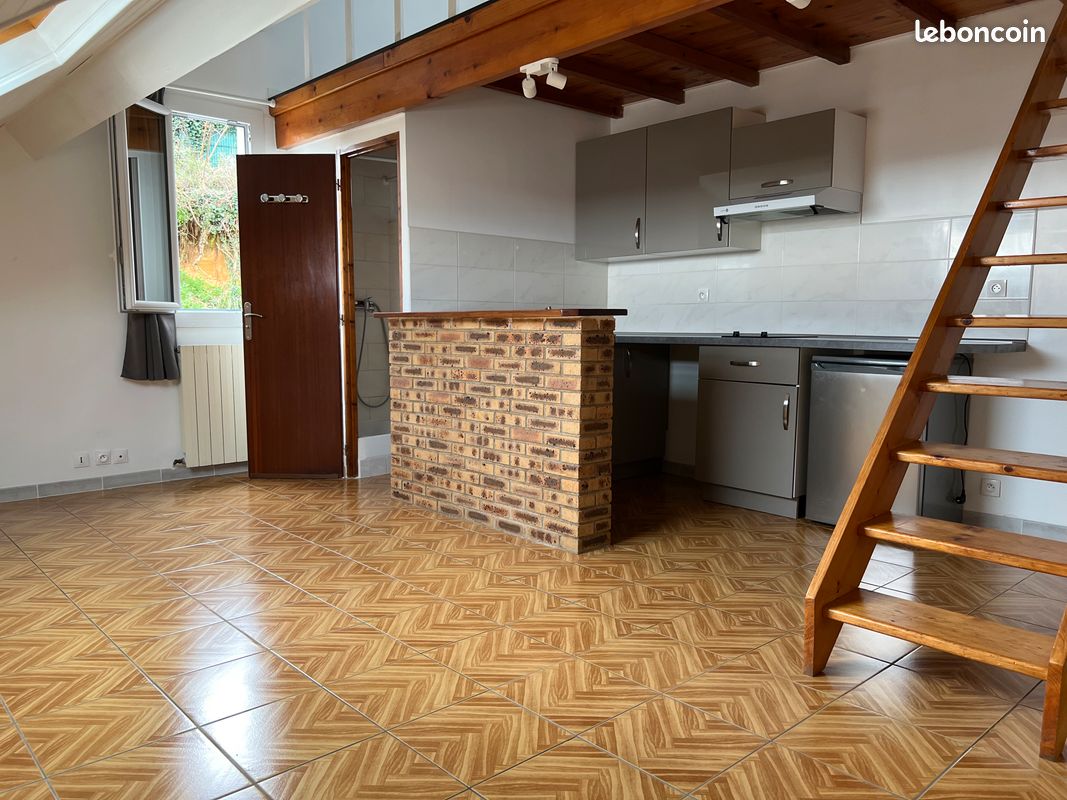 Appartement 1 pièce 20 m² · à Montlhéry · 20 m² · 770 €