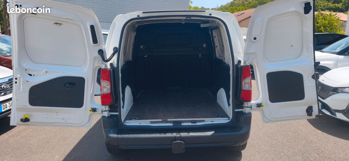 CITROEN BERLINGO 1.5L BlueHDI 100 BVM5 VAN 1000KG WORKER + GRIP CONTROL (image 6)