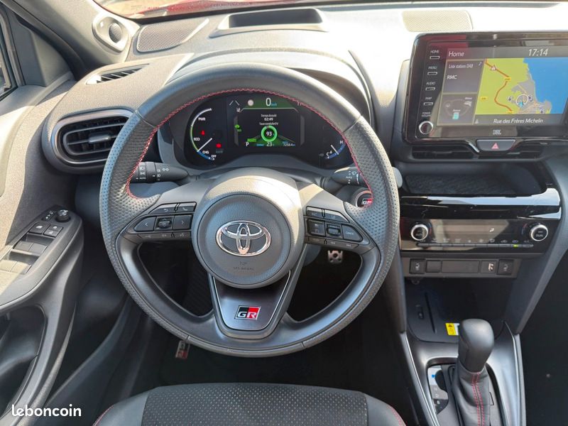 Toyota Yaris Cross Hybride 1.5 HYBRID 116H GR SPORT AUTO Pack (image 12)