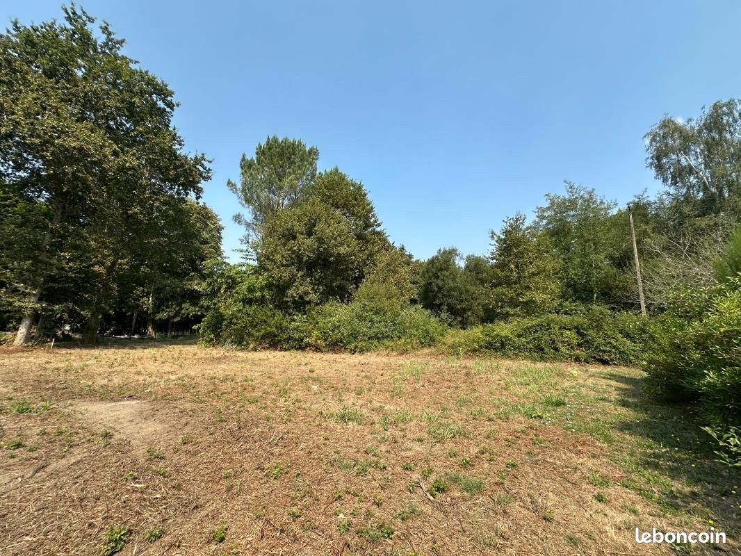 Terrain 878 m² · à Magescq · 878 m² · 145 000 €