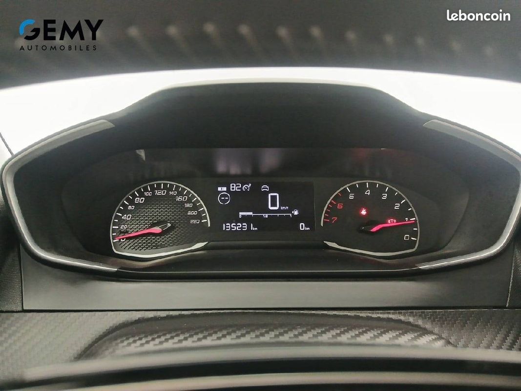 Peugeot 208 bluehdi 100 s&s bvm6 premium pack (image 16)