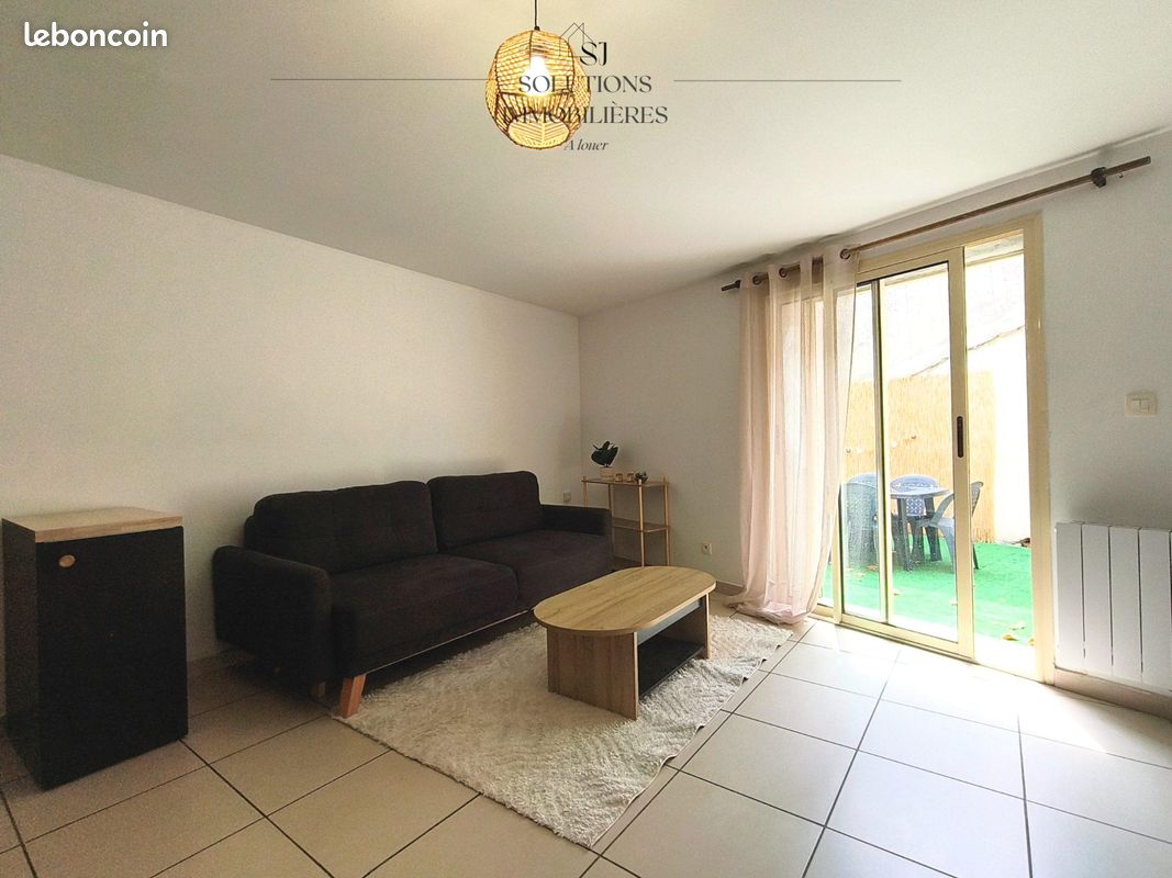 Appartement 3 pièces 59 m² · à Condrieu · 59 m² · 900 €