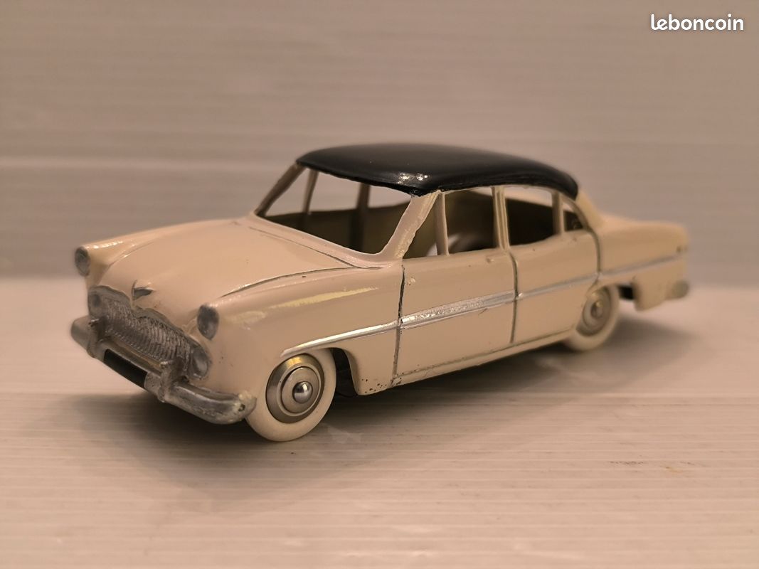 Dinky Toys Simca Versailles 1956 Bleue, échelle 1/43, Très Bon état