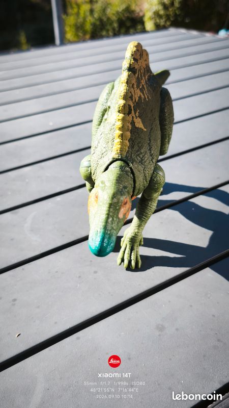 Figurine dinosaure d'un Ouranosaure de la collection officielle Jurassic World par Mattel de 30 cm (image 2)
