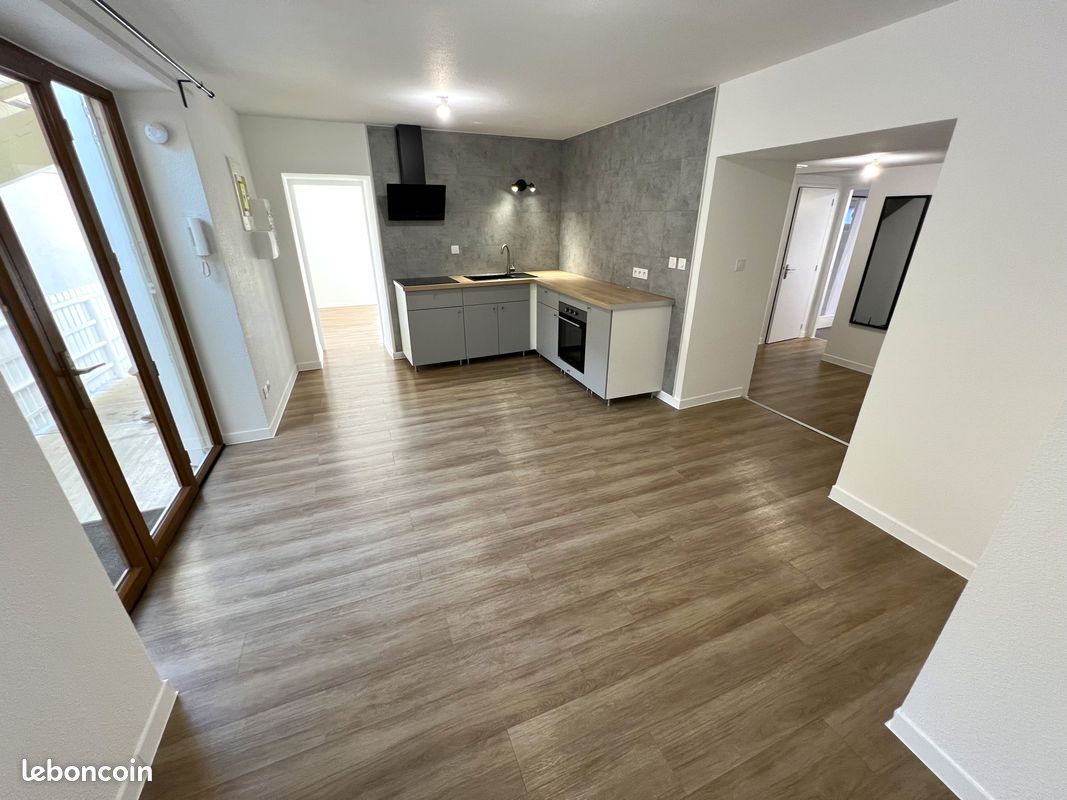 Appartement 2 pièces 62 m² · à Beaurepaire · 62 m² · 650 €/mois