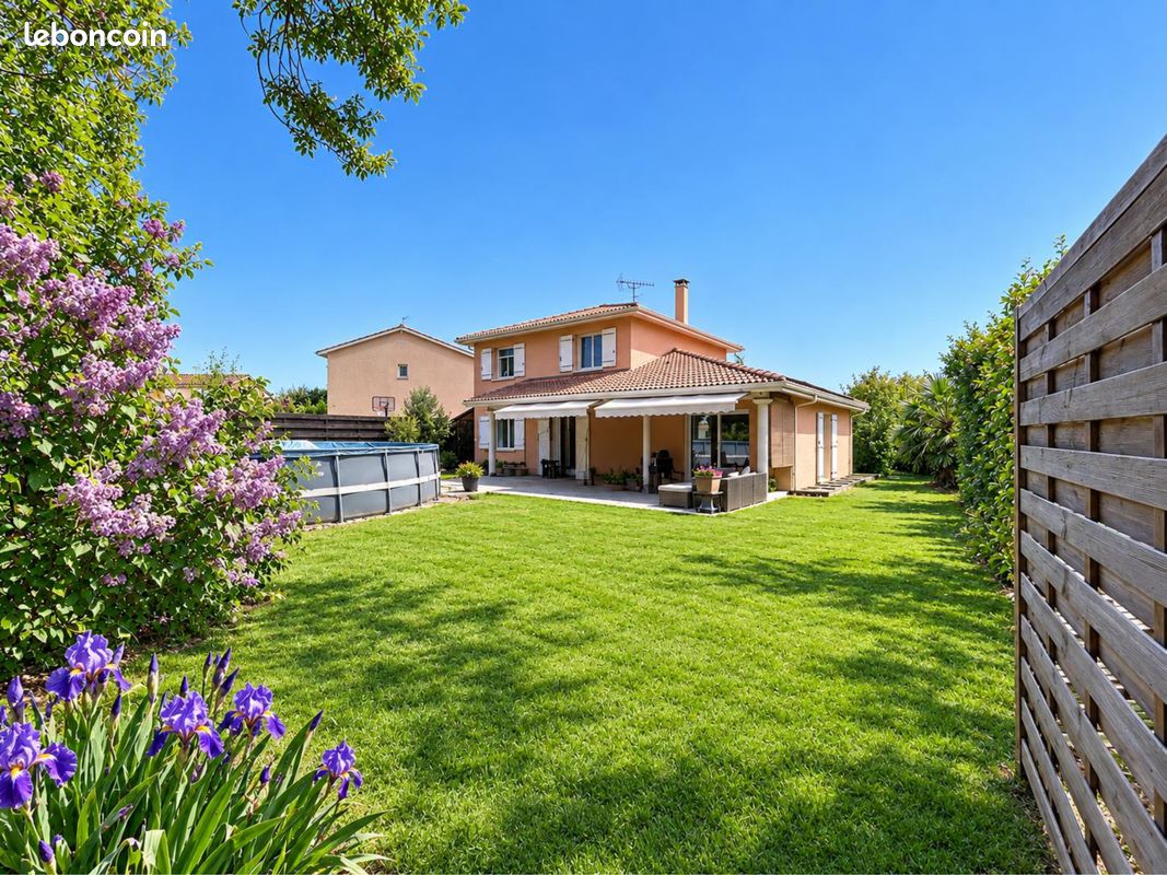 Maison 5 pièces 128 m² · à Marlieux · 128 m² · 339 000 €