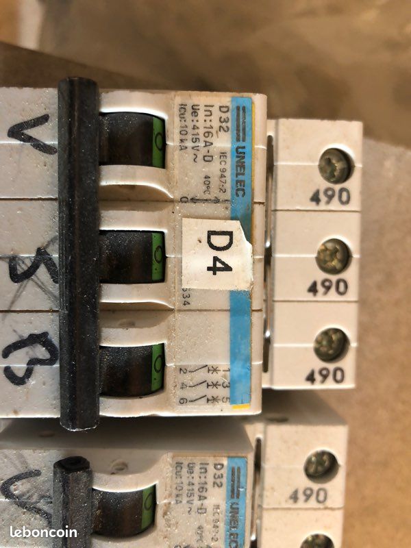 Disjoncteur Différentiel UNELEC M32+D32 - 4X32A - Neuf (sans Emballage)