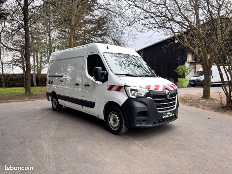RENAULT MASTER L2H2 BLUE DCI 135 GRAND CONFORT - TVA RÉCUPÉRABLE - PRIX TTC - 12 483 HT - aucun frais à prévoir - attelage (image 2)