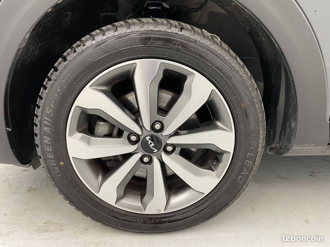 KIA Stonic 1.0 T-GDi 100 ch DCT7 Active (image 17)