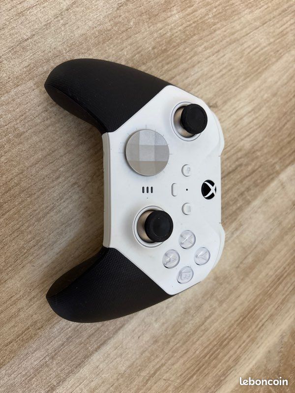 Manette élite 2 Xbox (image 1)