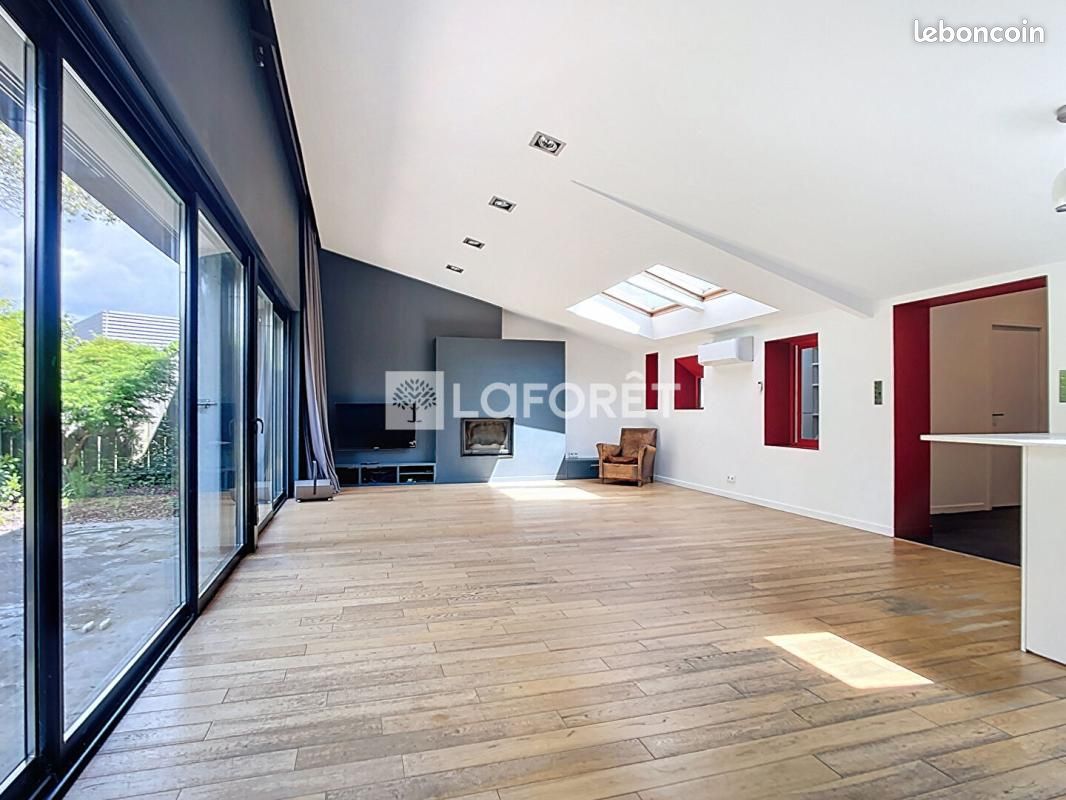 Maison 5 pièces 165 m² (image 1)