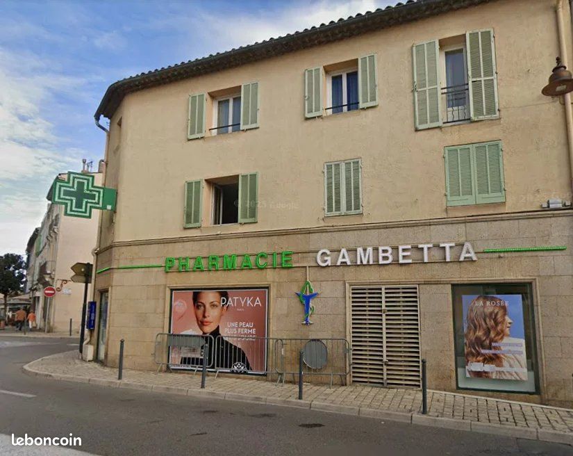 Immeuble 4 pièces 300 m² · à Cogolin · 300 m² · 1 280 000 €