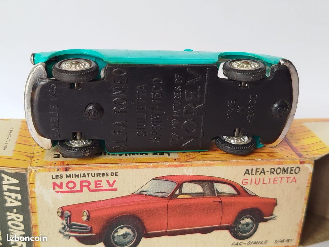 Norev Alfa Romeo Giulietta N°29 échelle 1/43 - Miniature Verte Collection