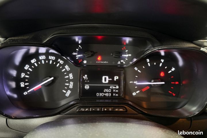 CITROEN C3 III 1.2 TURBO 110 S&S FEEL EAT6 110Ch Garantie 12 mois (image 14)