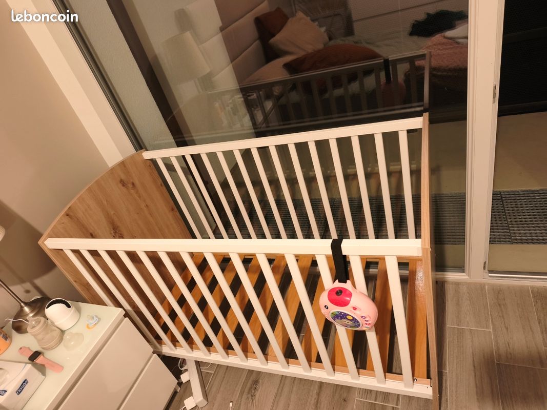 Lit bébé (image 1)